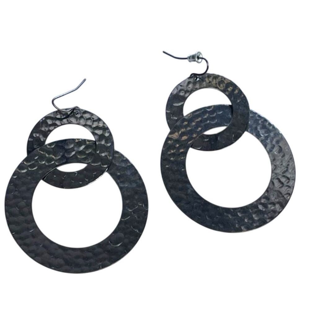 Off Centered Disk With Hammered‎ Black Textured Earrings 80's Style Dangle Hoops